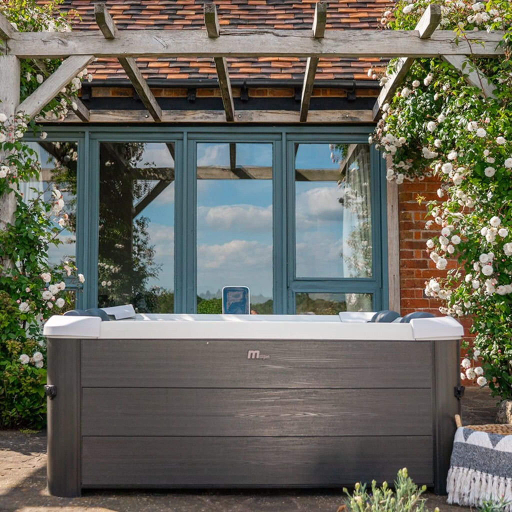 MSpa MSpa Oslo Supreme 6-Person 120 Jets Square Spa W/ LED Lights & Integrated App Control - Hot Tubs