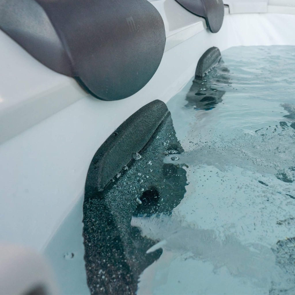 MSpa MSpa Oslo Supreme 6-Person 120 Jets Square Spa W/ LED Lights & Integrated App Control - Hot Tubs