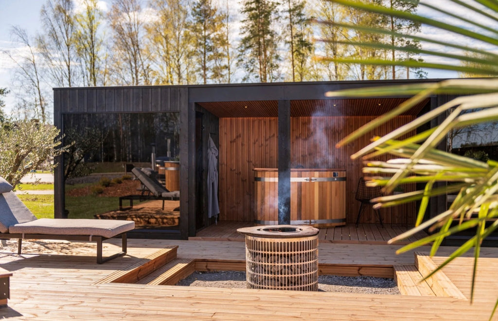 ThermaSol ThermaSol Nordic Misty Outdoor Fully-Assembled Wood Terrace - Terrace